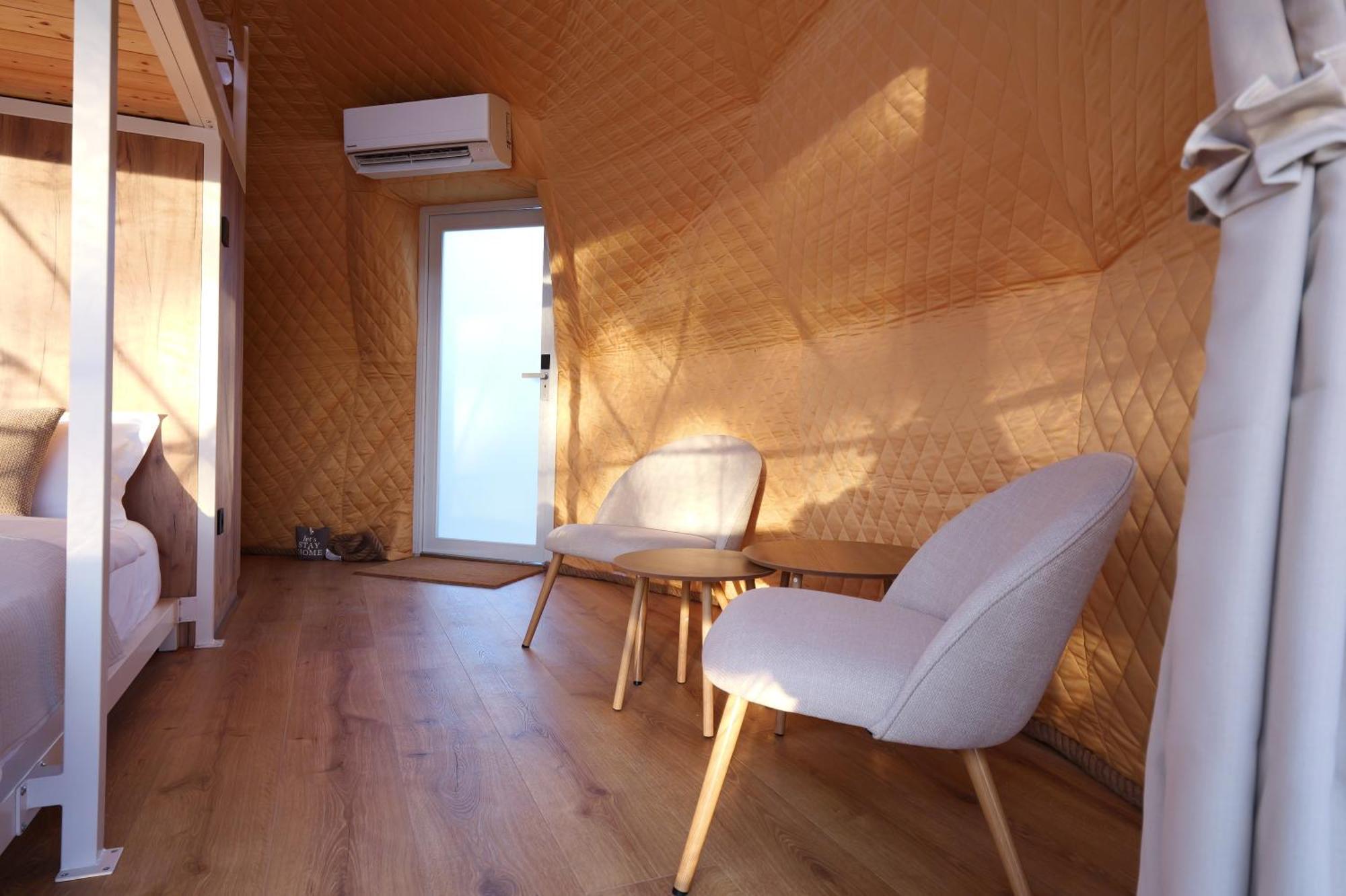 Glamping Trhovky *