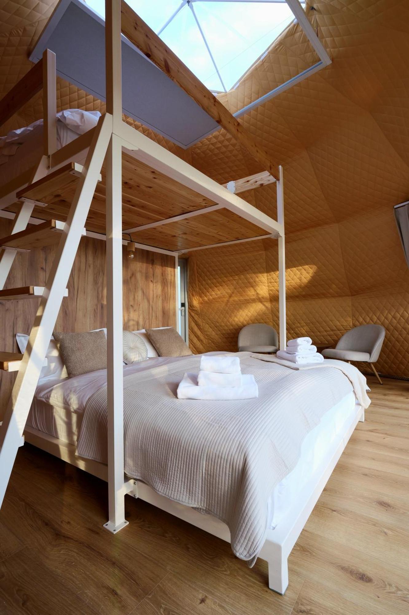 Glamping Trhovky * Milesov